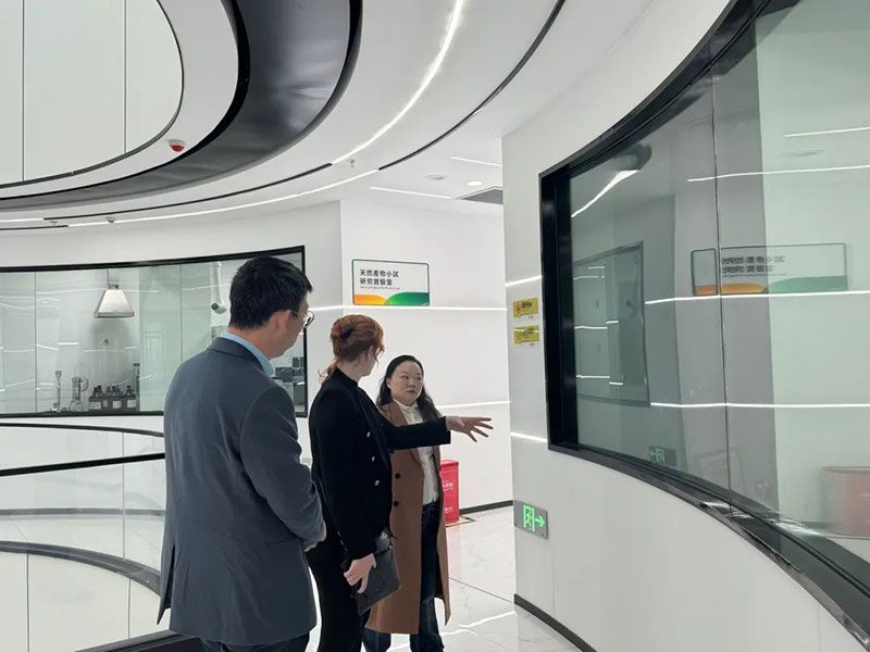 巴西國(guó)家植物保護(hù)產(chǎn)品協(xié)會(huì)專家訪問新朝陽(yáng)，共探生物農(nóng)業(yè)合作新機(jī)遇